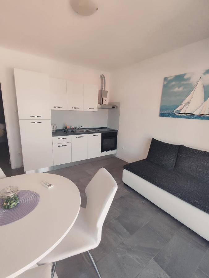 Apartman Providenca - Trogir - Close To Beach Exterior foto